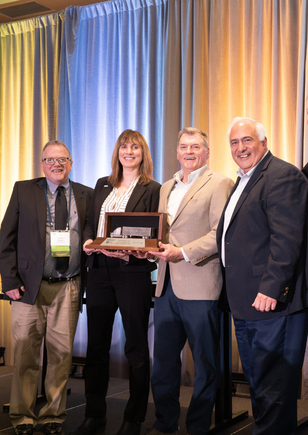 Members of Roehl Transport accepting the ATA President's Award.