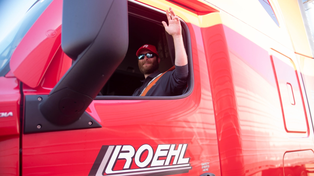 Roehl Driver Waving